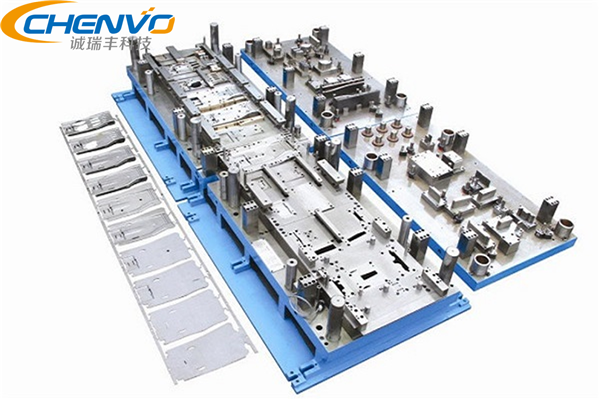 五金連續(xù)沖壓模具